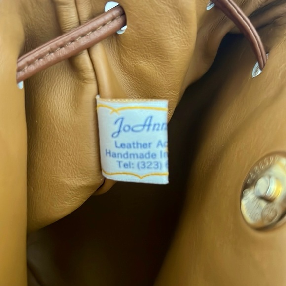 Adorable Small Crossbody Purse~Joann Page Leather - Picture 6 of 13